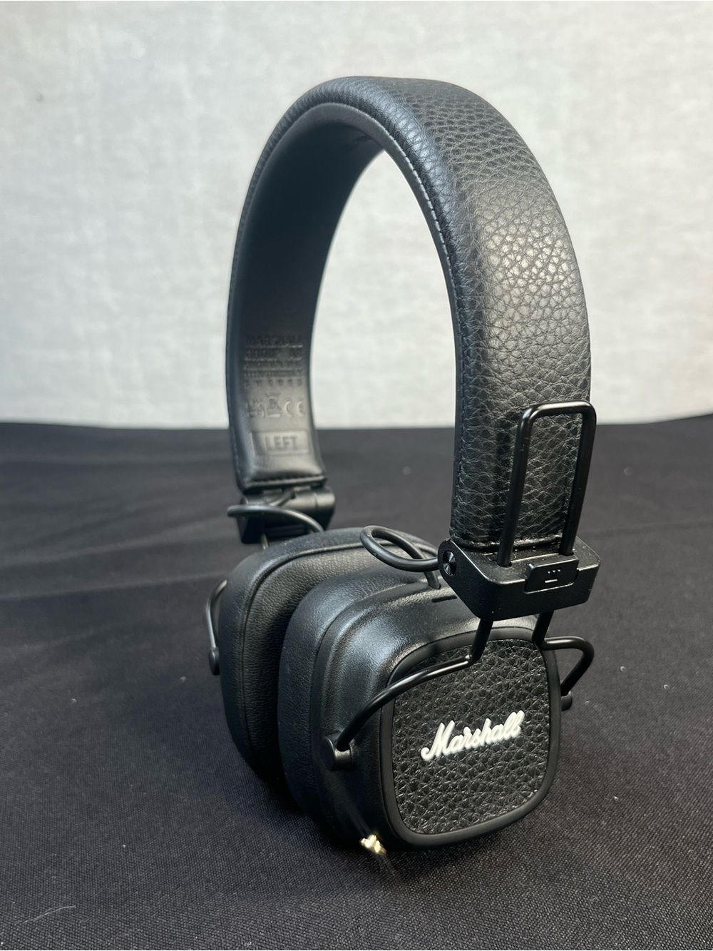 Marshall Major V Wireless on-Ear Bluetooth Headphones ONLY - Black